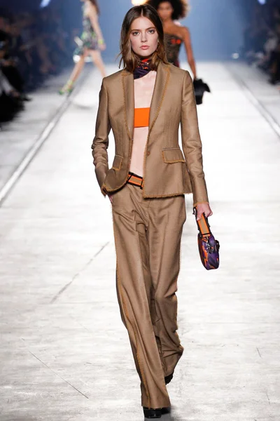 Look 41